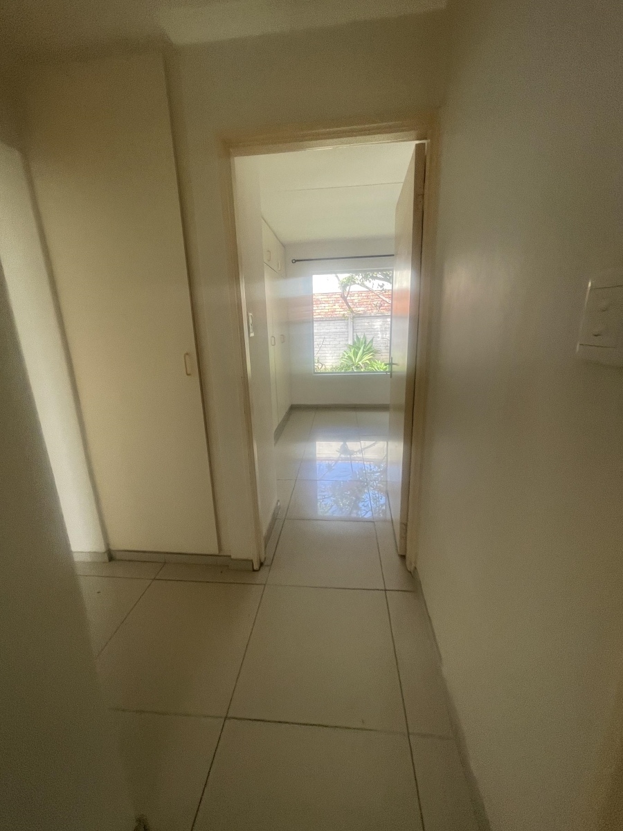 2 Bedroom Property for Sale in Nahoon Valley Park Eastern Cape